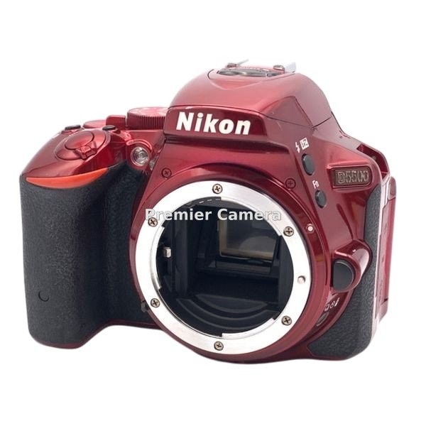 Nikon D5500 ボディ レッド