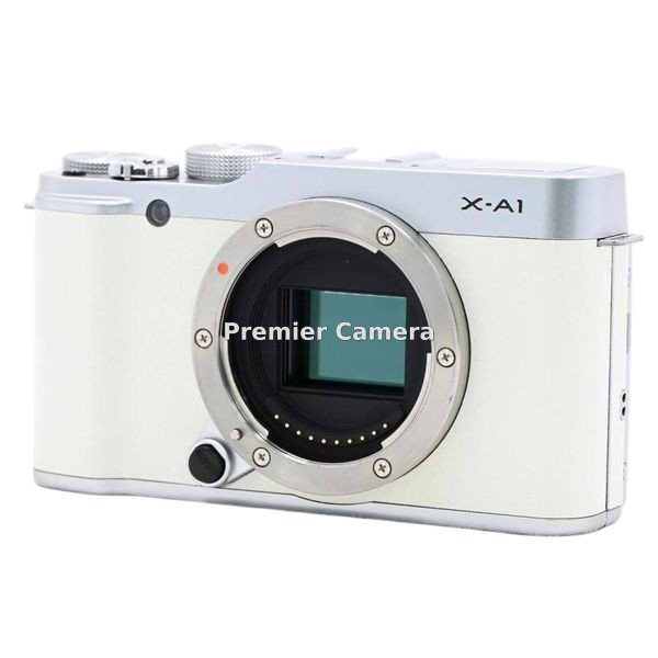 FUJIFILM X-A1 ボディ ホワイト