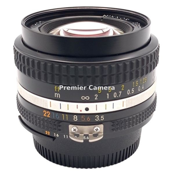 Nikon AI Nikkor 20mm F3.5S (Ai-Sタイプ) 【シリアルナンバー 210001〜】