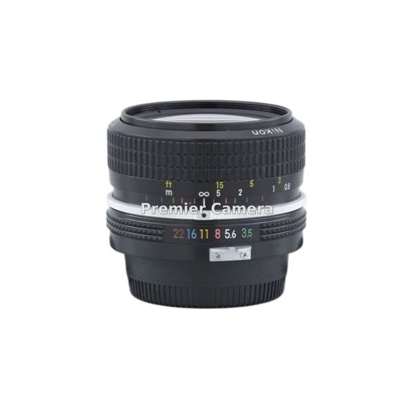 Nikon New Nikkor 28mm F3.5
