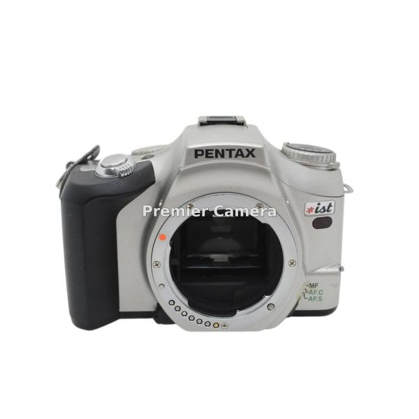 PENTAX *ist