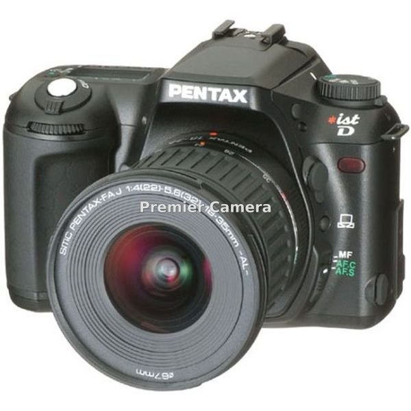 PENTAX *ist D